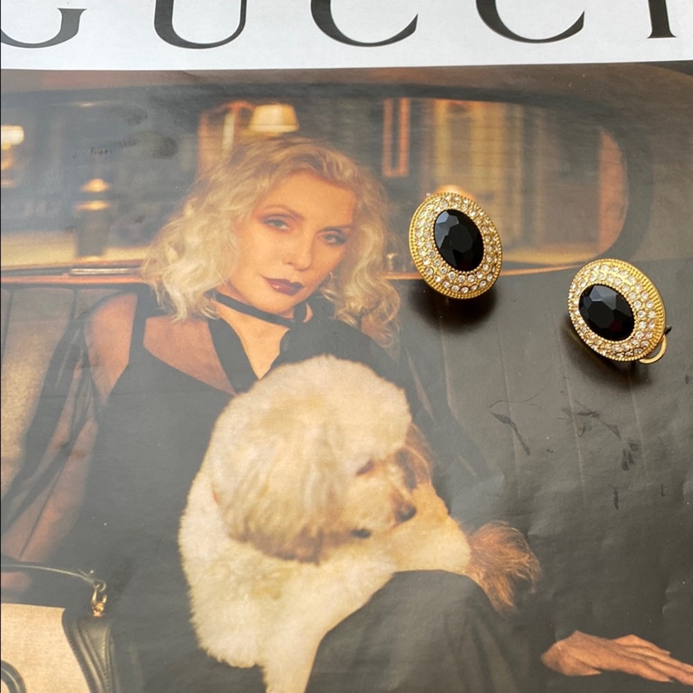 🆕 Flore mure signed gold tone clip on earrings